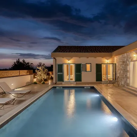 别墅 Jakov Murvica (Policnik)