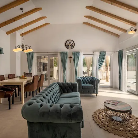 Jakov 别墅 Murvica (Policnik)