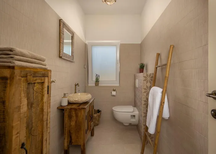 Jakov * Murvica (Policnik)